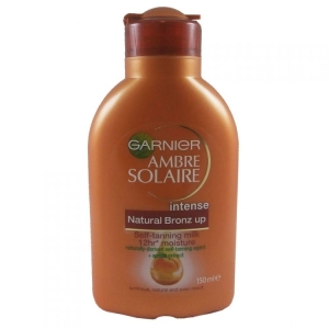 GARNIER Ambre Solaire Intense Natural Bronzer Latte Autoabbronzante Idratante Viso e Corpo - 150ml